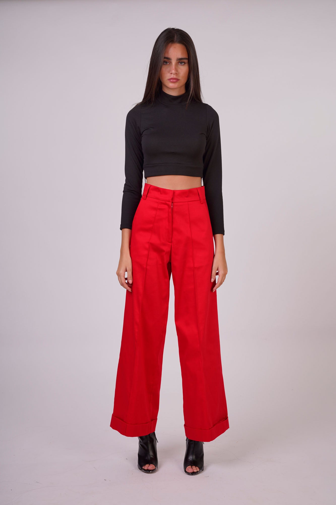 Wide-Leg Trousers with Front Pockets.