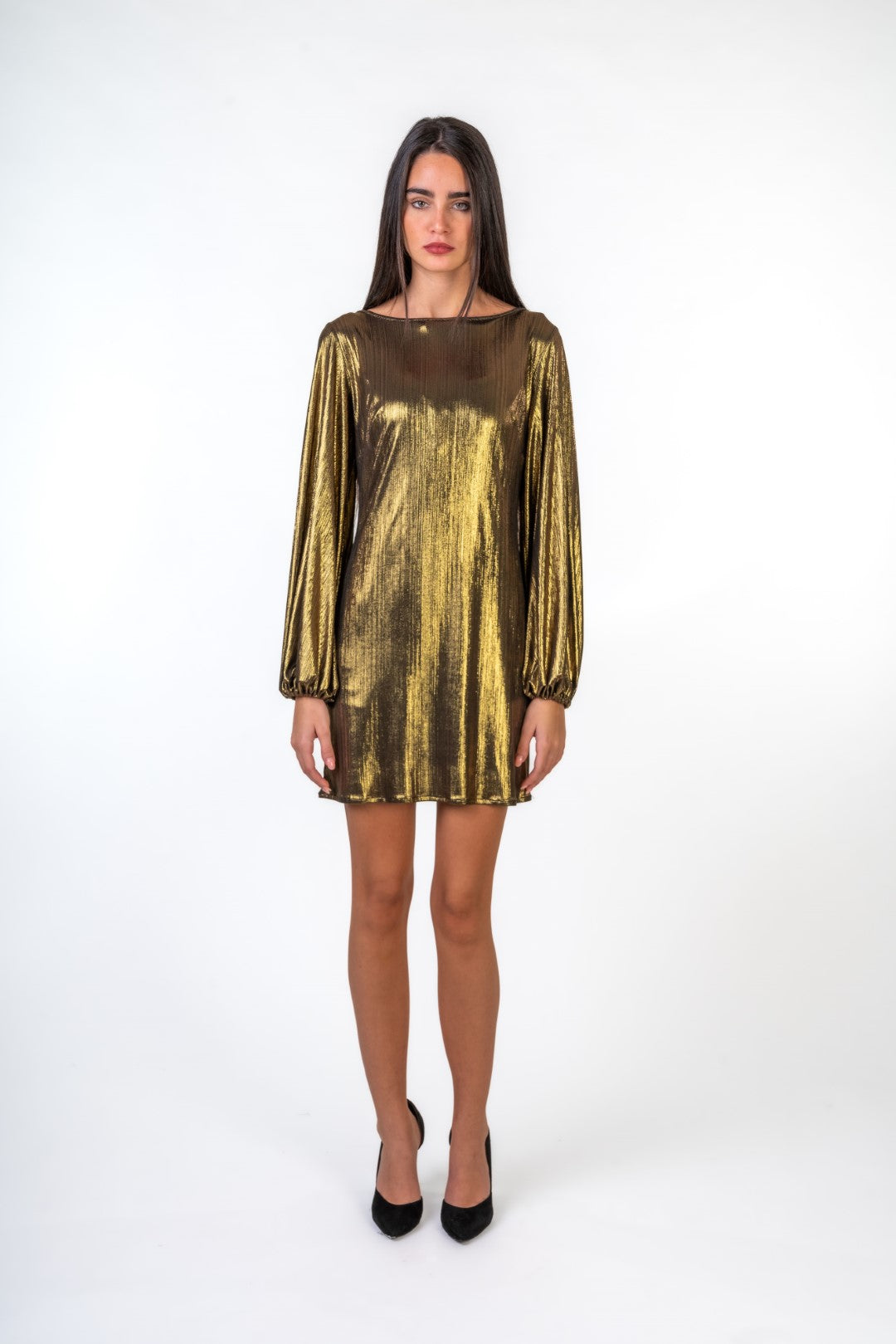 Sequined Dress with Voluminous Sleeves and Open Back