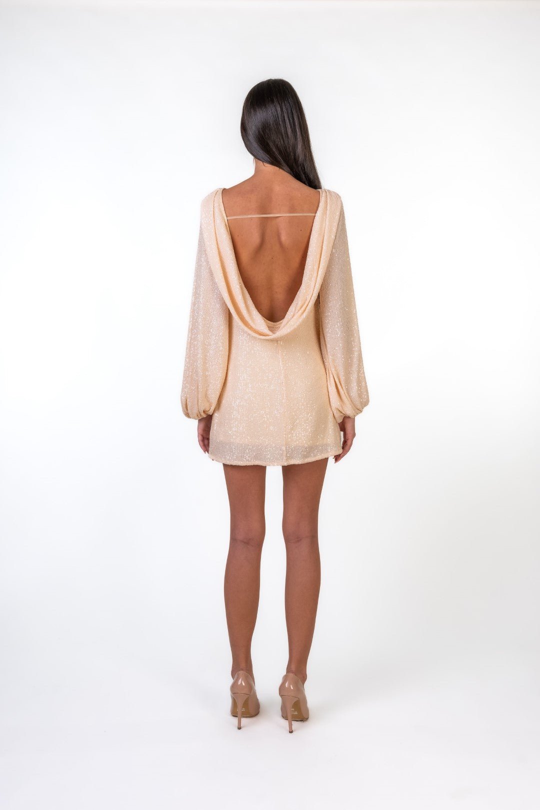 Sequined Dress with Voluminous Sleeves and Open Back