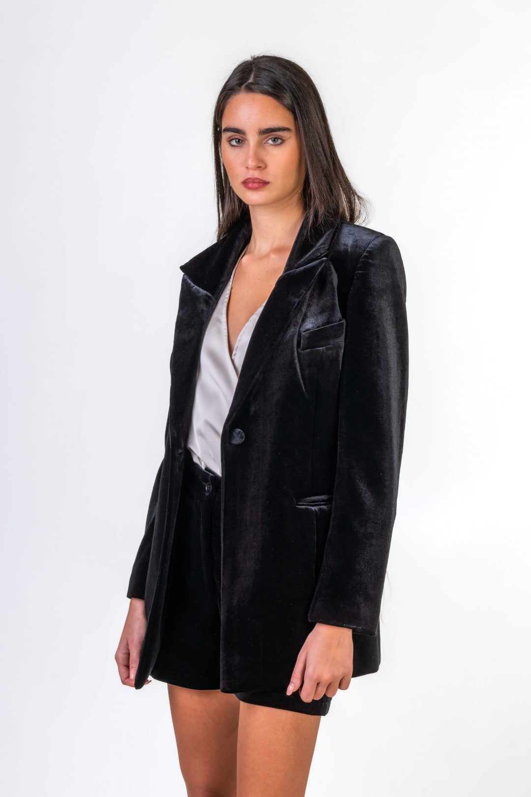Oversized Velvet Jacket And Short Suit
