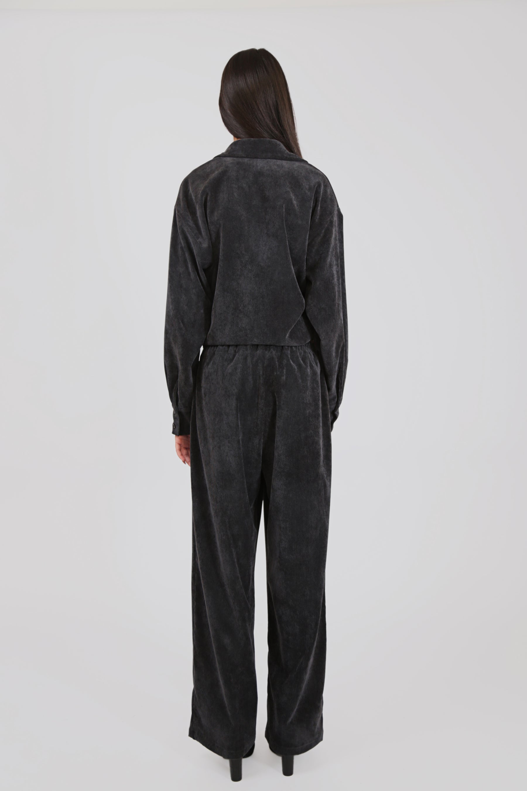Textured Shirt and Pants with Frontal Pockets