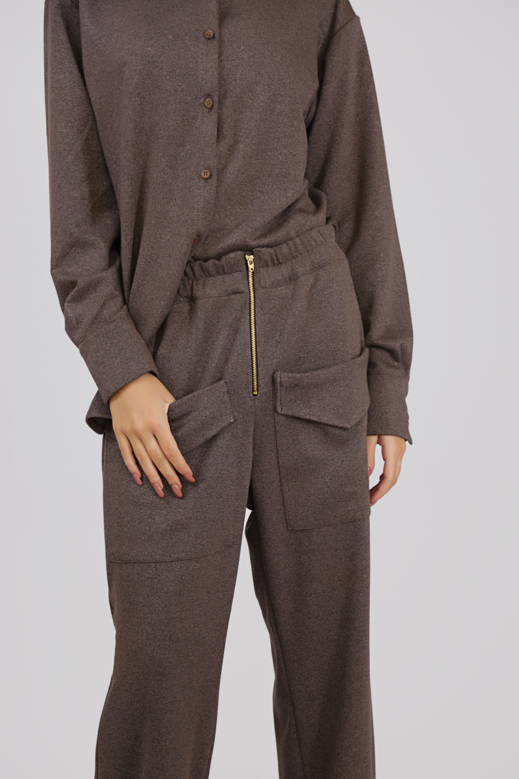 Textured Shirt and Pants with Frontal Pockets