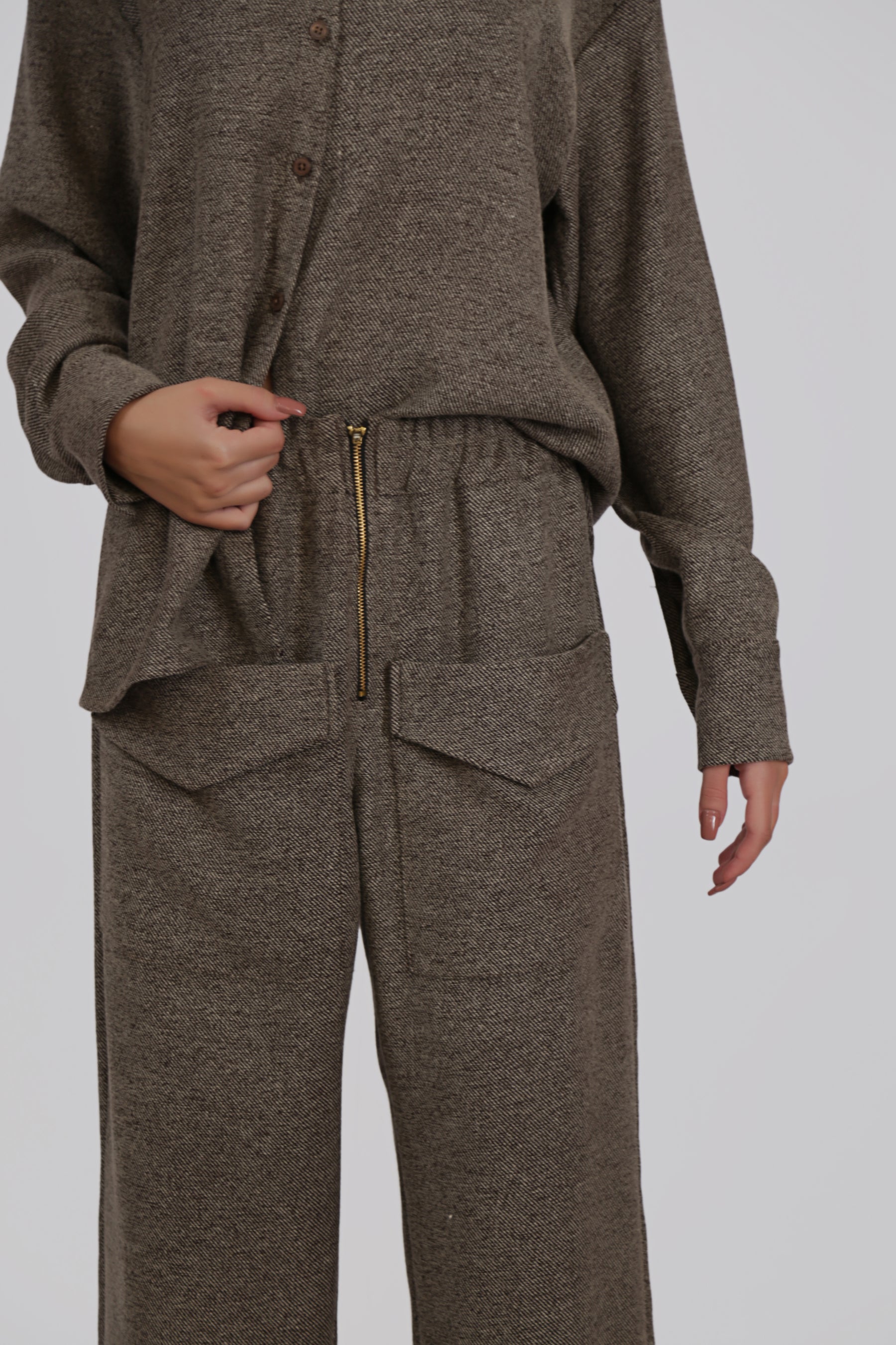 Textured Shirt and Pants with Frontal Pockets