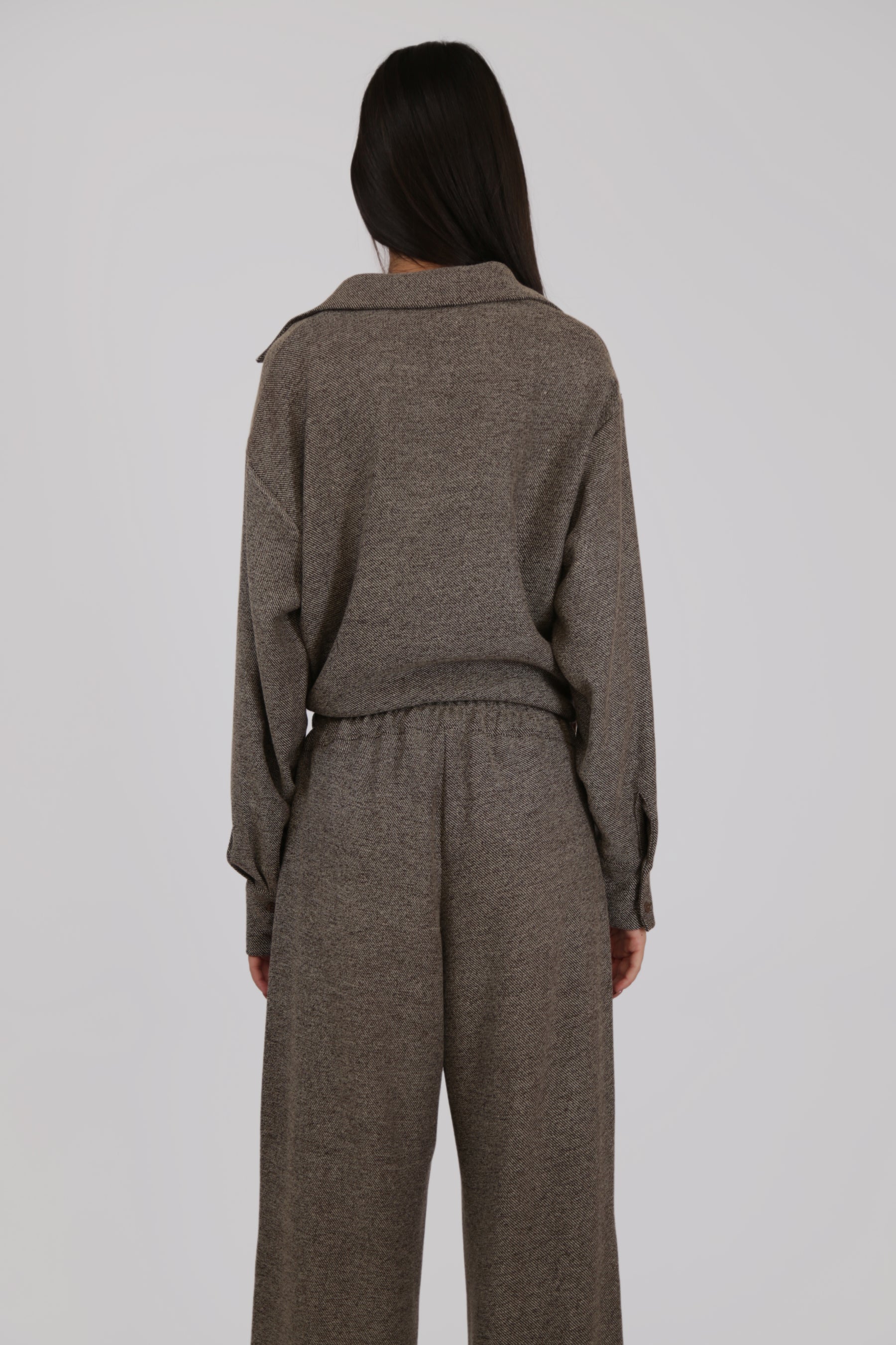 Textured Shirt and Pants with Frontal Pockets