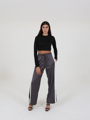 Comfy Straight Fit Jogging Trousers With Draw Strings and Pockets