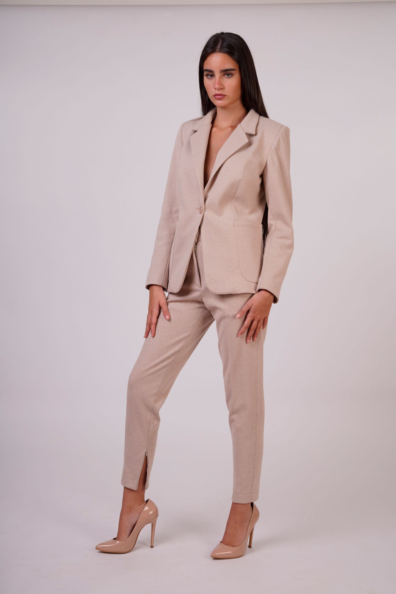 Fitted Two-pieces Suit with Inner Side Zip