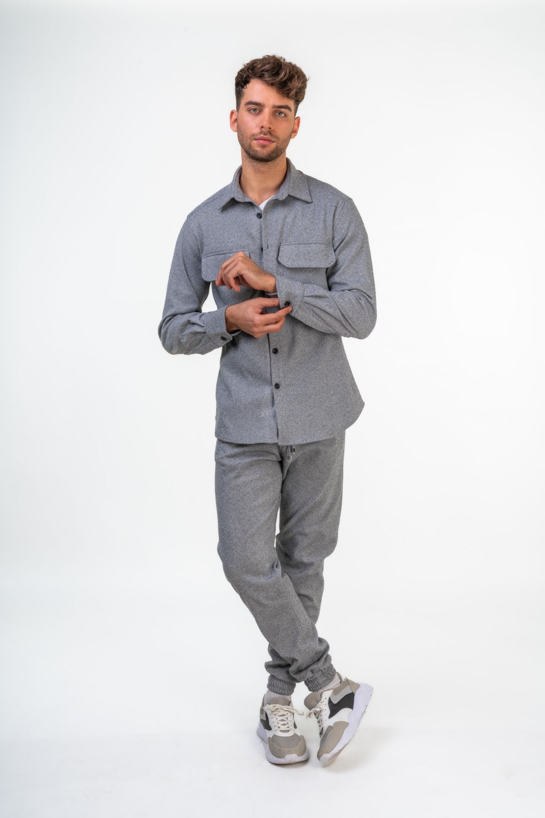 Comfy Textured Overshirt with Front Pockets and Slim Fit String Trousers