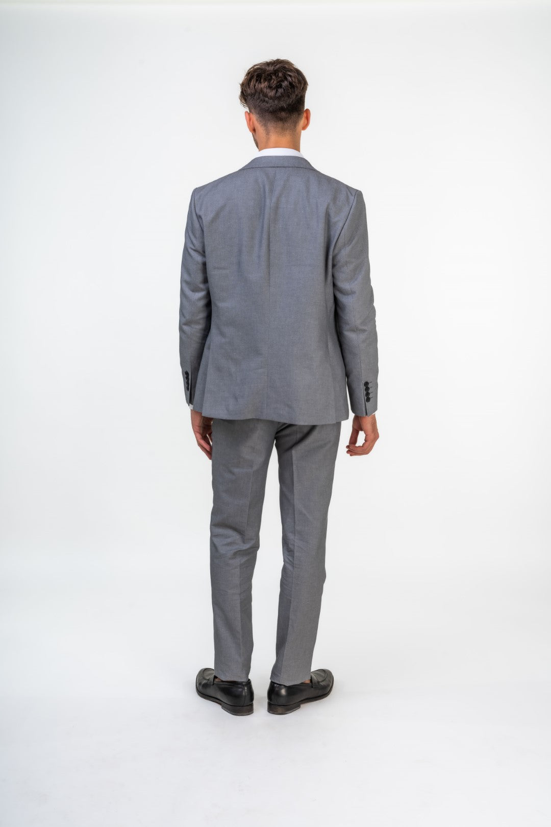 Slim Fit Suit with Front Pockets