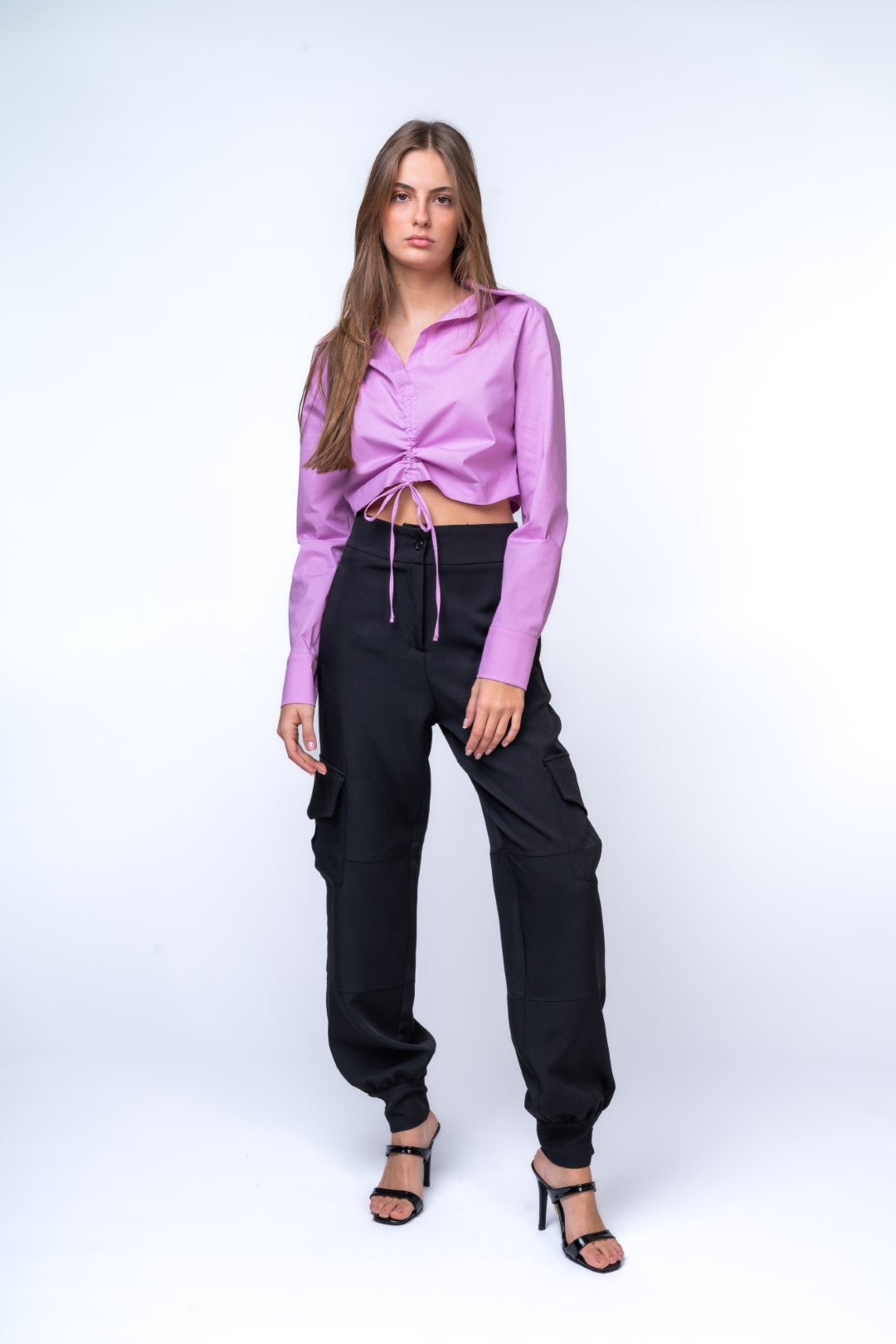 Crop Top with Sleeves and Frontal Tie